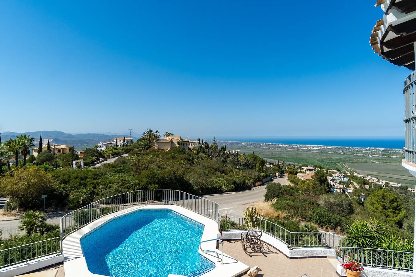 Villa 'Amalia' con vistas al mar, Wi-Fi y aire acondicionado in Monte Pego, Dénia