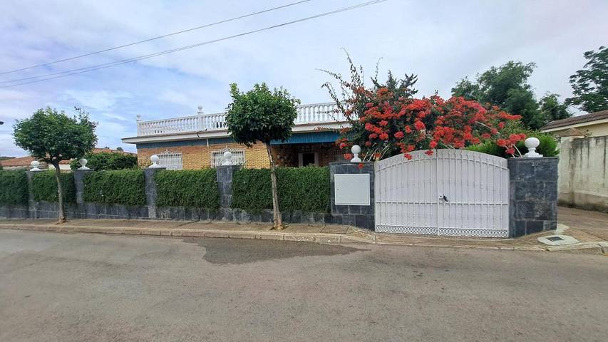 Location de vacances pour 8 personnes, avec piscine et jardin à Alcalá de Guadaíra - 2