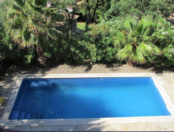 Apartamento para 3 personas, con piscina y jardín, Se admiten mascotas en Santa Cristina de Aro