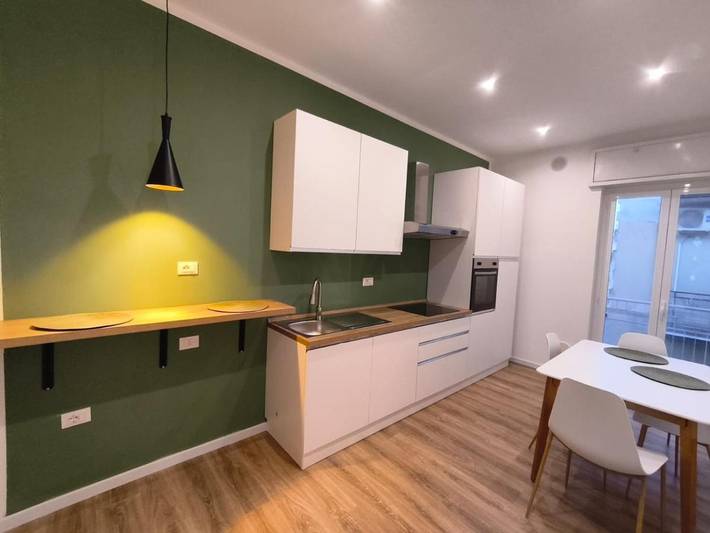 Appartamento per 4 persone, con balcone e panorama in Talsano