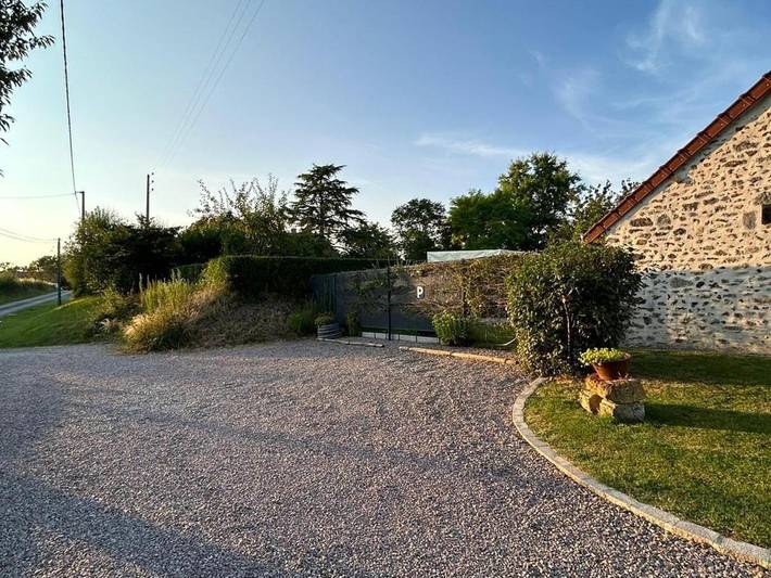 Location de vacances pour 11 personnes, avec jardin à Nohant-Vic - 3