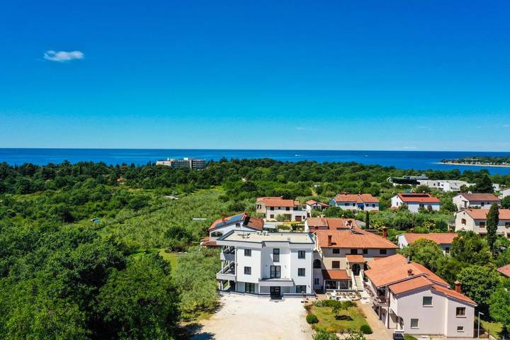 Ferienhaus mit Meerblick für 10 Personen, mit Ausblick und Garten in Poreč - 3