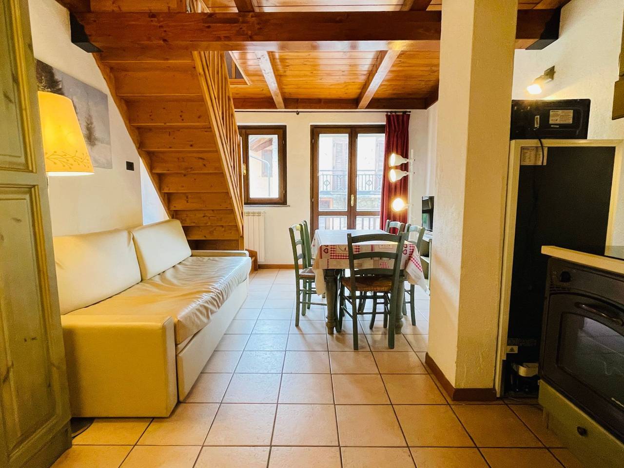 Apartamento entero, Zwei-Zimmer-Wohnung im Dachgeschoss 4 p. l. Villa Frejus in Bardonecchia, Provincia de Torino