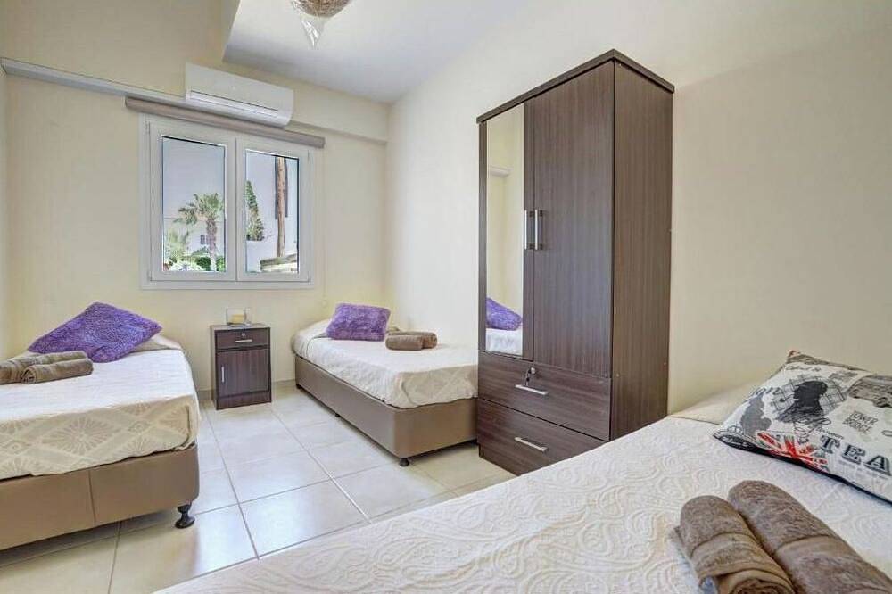 Villa Nissi Gold 4 Bedroom with Private Pool in Agia Napa in Ayia Napa, Chipre Sur