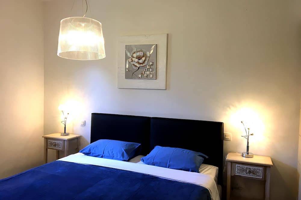 Ganze Wohnung, Pinarello - Luxury 3-room residence 50m from the beach - 6 people 77 m2 Wifi in Pinarellu, Zonza