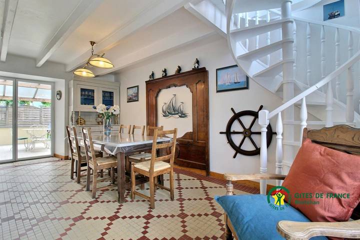 Gîte pour 4 personnes, avec jardin dans Penvins - 4