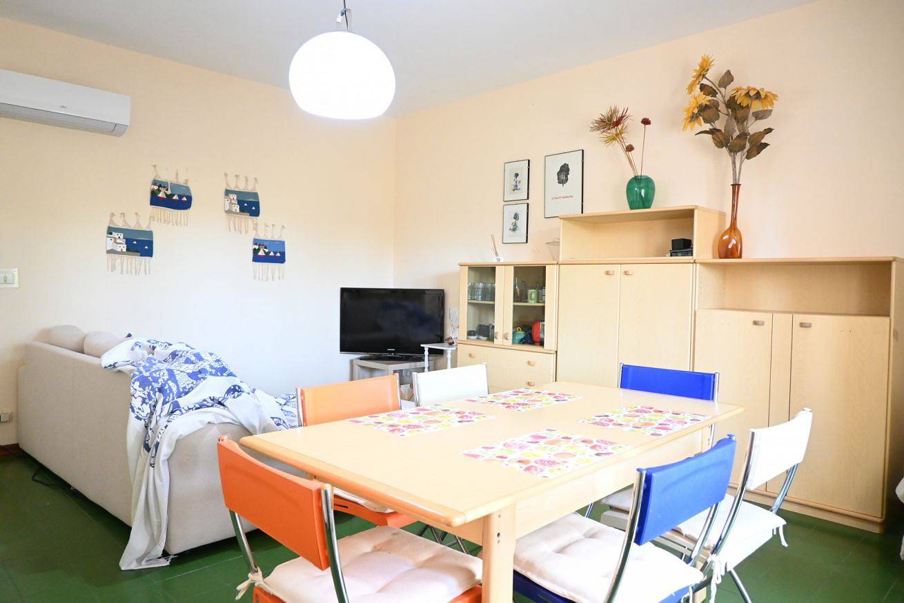Appartement entier, P108 - Porto Recanati, spacious three-room apartment just steps from the sea. in Porto Recanati, Côte Adriatique Marken