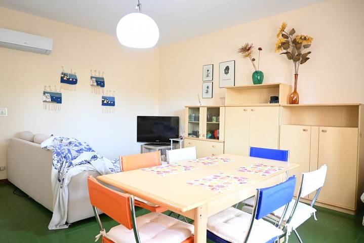 Entire apartment, P108 - Porto Recanati, spacious three-room apartment just steps from the sea. in Porto Recanati, Adriatic Coast Marken