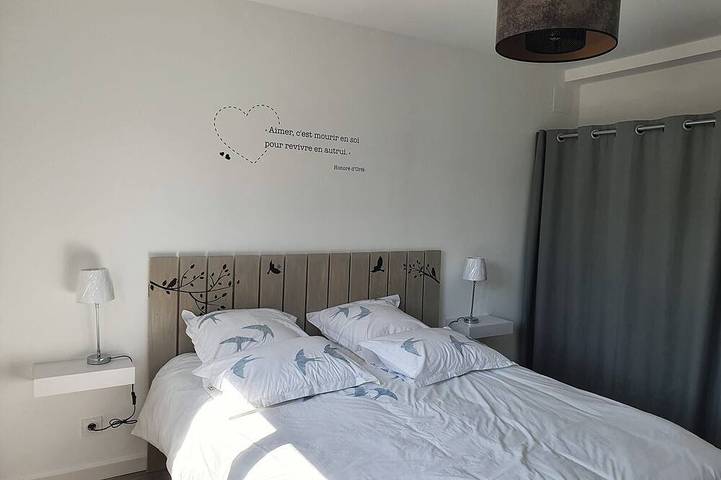 Location de vacances pour 6 personnes, avec jardin à Carly - 4