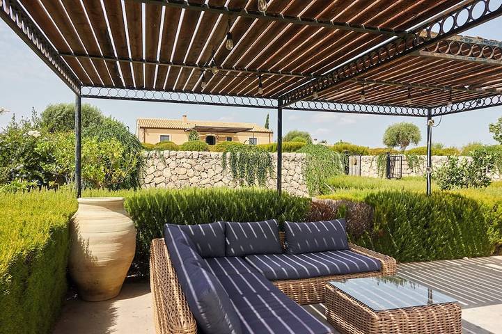 Villa pour 8 personnes, avec jardin, animaux acceptés à Noto
