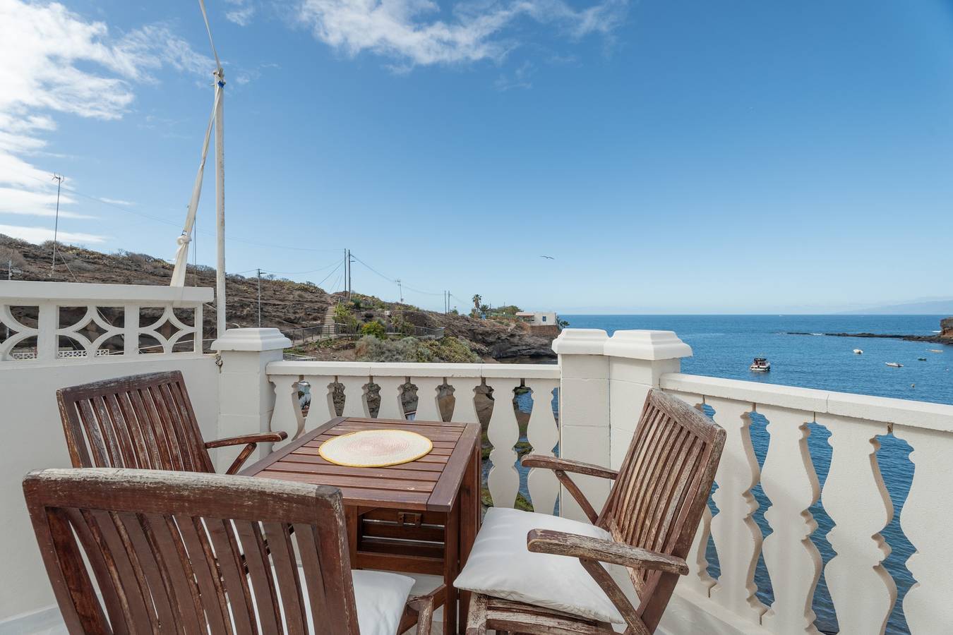 Vakantiehuis 'Tucadam Suites' met zeezicht, privéterras en Wi-Fi, foto 15