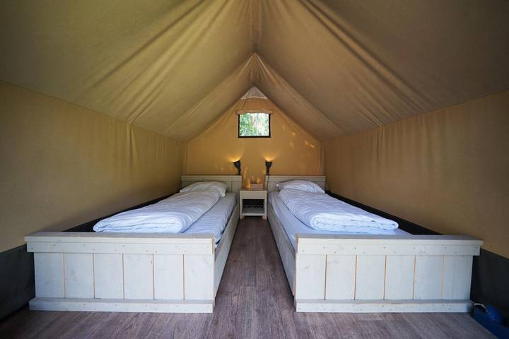 Camping für 2 Personen, mit Terrasse und Balkon/Terrasse in Gelderland - 4