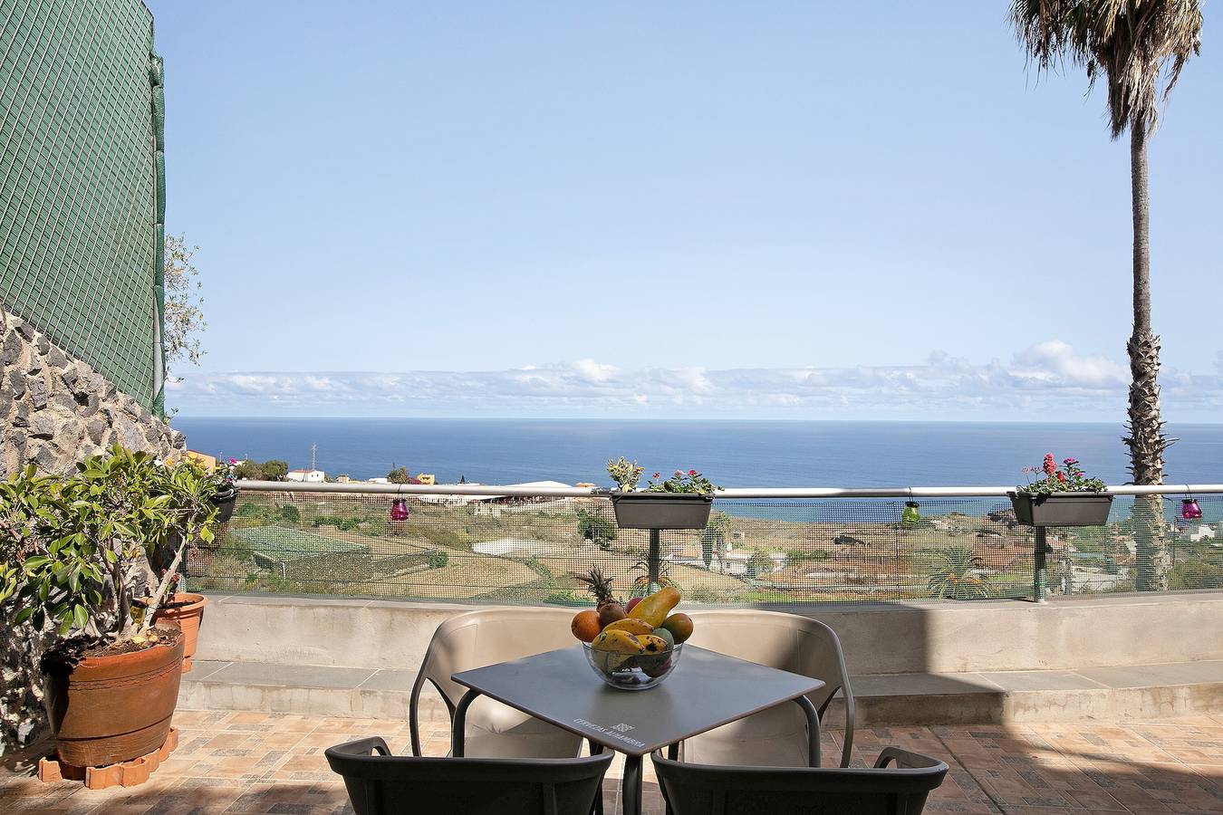 Casa de vacaciones "Bisangel" con vistas al mar, terraza privada y Wi-Fi in Buen Paso, Icod de los Vinos