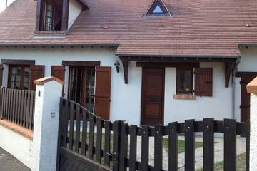 Gîte pour 6 personnes, avec jacuzzi et jardin à Chouzy-sur-Cisse