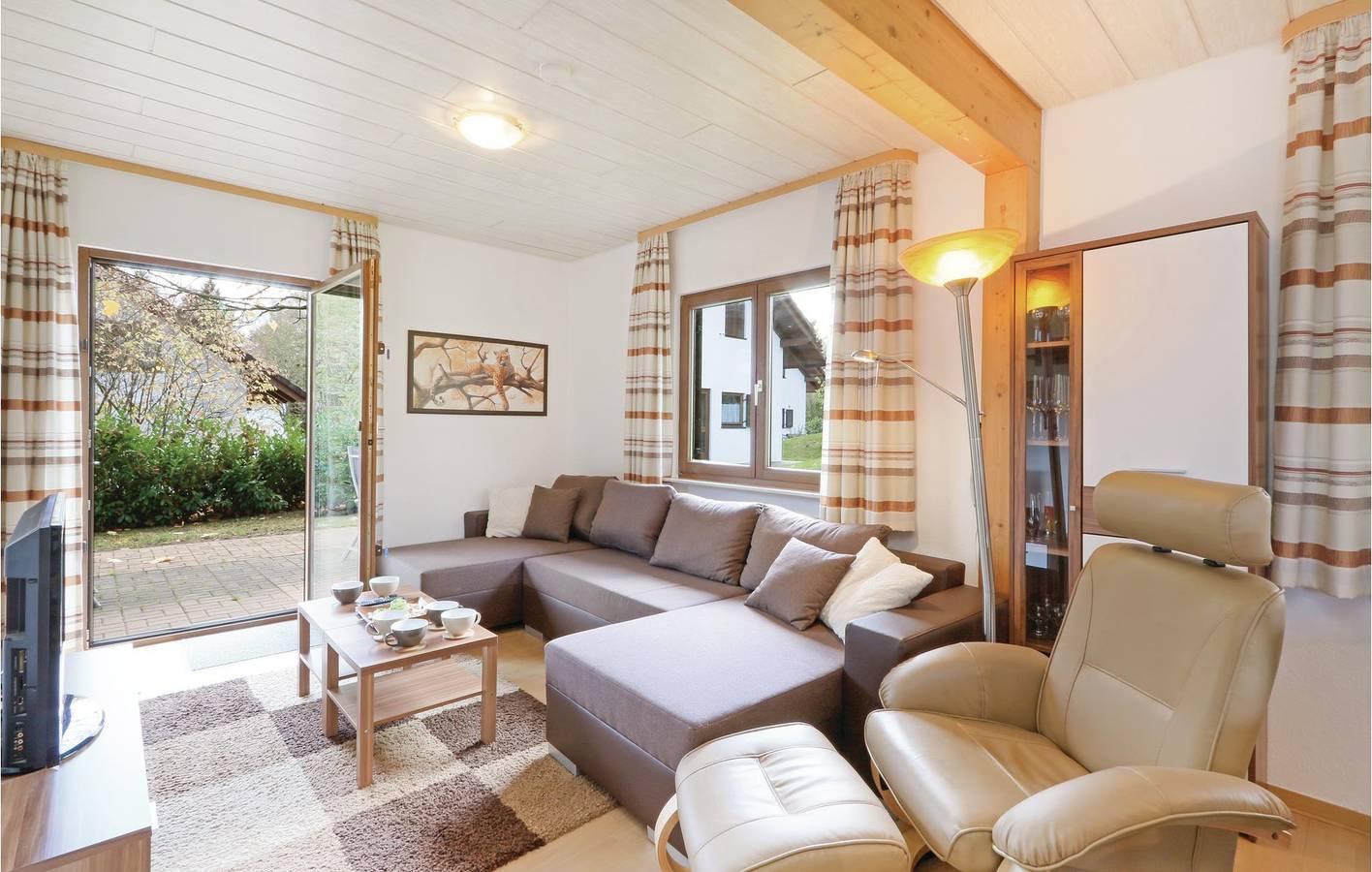 Gemütliches Apartment mit Sauna, Terrasse und WiFi 2km vom Ibra Zentrum entfernt in Kirchheim, Knüllgebirge