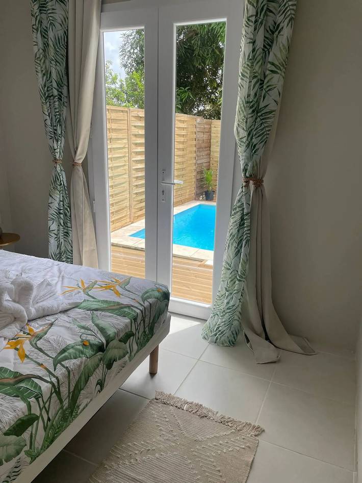 Bungalow acogedor Le Lamentin 20 m² piscina in Le Lamentin, Martinica