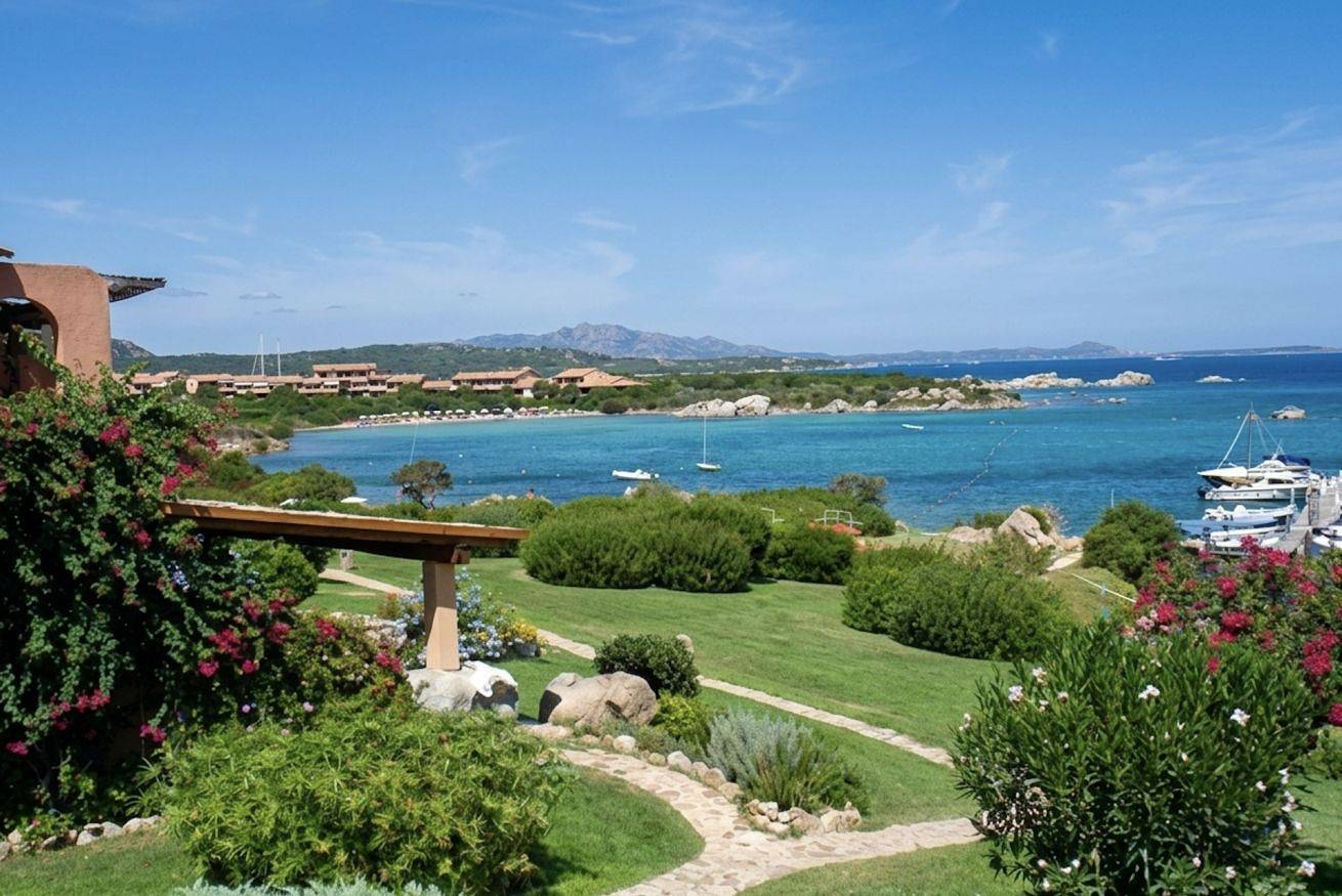 Appartamento intero, Marineledda Trilocale standard vista mare in Villaggio Marineledda, Costa Smeralda