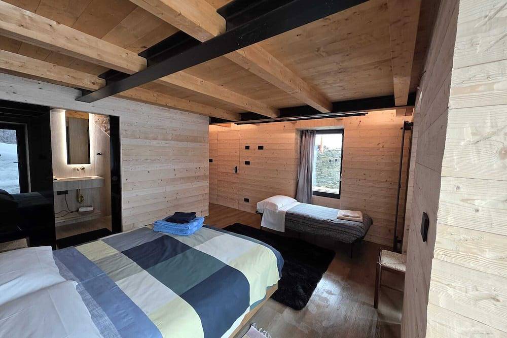 Muranche loft S1, fined and elegant apartment with Jacuzzi in Breuil-Cervinia, Région de Valtournenche