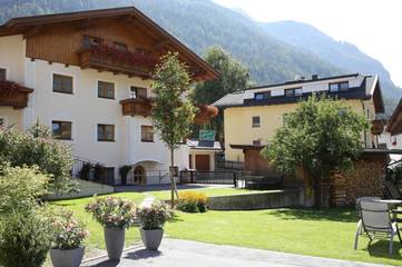 Ferienhaus für 2 Personen, mit Terrasse und Sauna sowie Garten in Pfunds