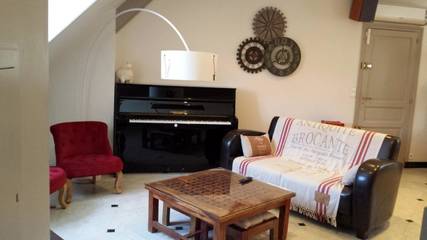 Gîte pour 6 personnes, avec piscine à Saint-Martin-le-Beau