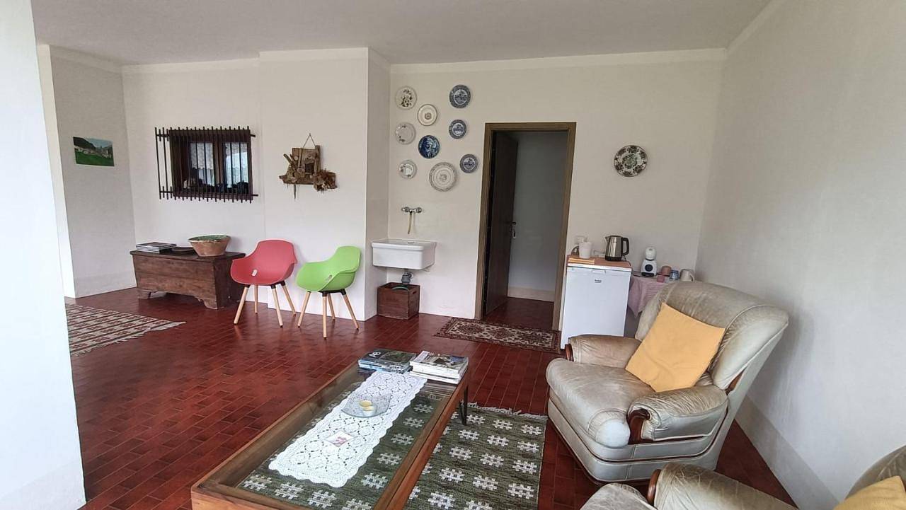 Geheel vakantieappartement, B&B le rose in Idro, Garda Bergen