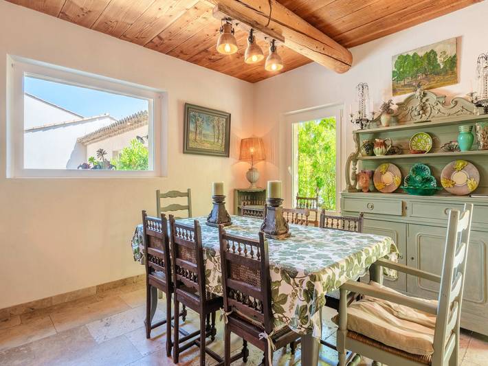 Location de vacances pour 10 personnes, avec Jardin et Piscine à Paradou - 4