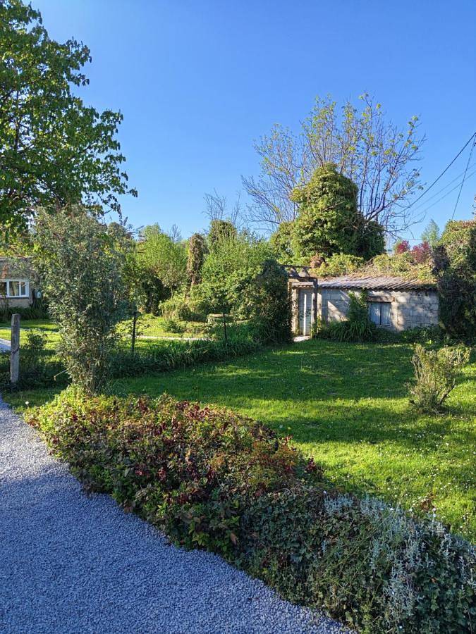 Location de vacances pour 2 personnes, avec jardin et terrasse, animaux acceptés dans Vaux-Villaine
