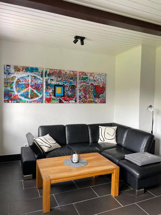 Ferienwohnung für 4 Personen, mit Terrasse und Garten sowie Sauna und Ausblick