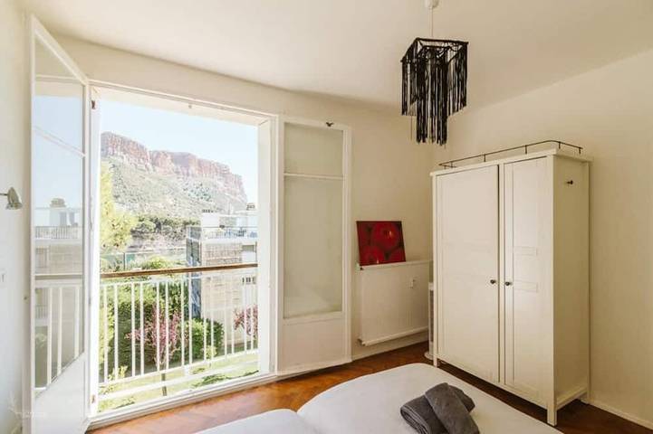 Gîte pour 4 personnes, avec piscine et balcon dans Casino De Cassis - 3