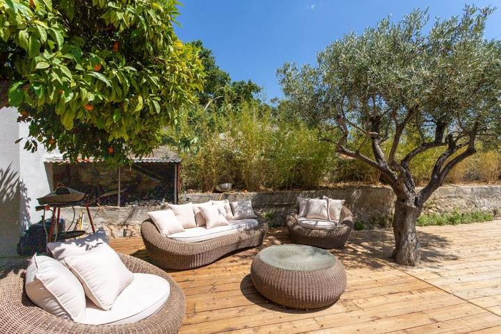 Location de vacances pour 4 personnes, avec jardin ainsi que piscine et vue à Ollioules - 2