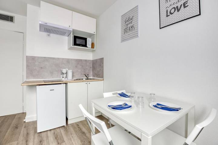 Gîte pour 3 personnes, avec Vue à Magny-le-Hongre - 3