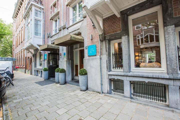 Hotel voor 2 personen, met Terras en Tuin in Amsterdam