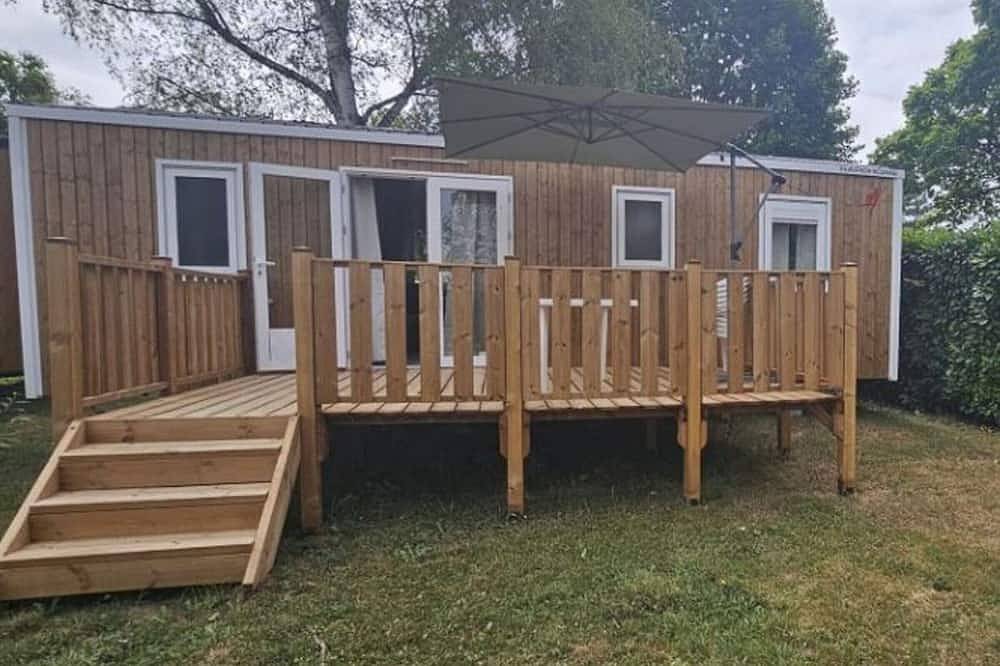 Mobile home - 3 bedrooms for 6 people with terrace in Charlieu, Roanne region