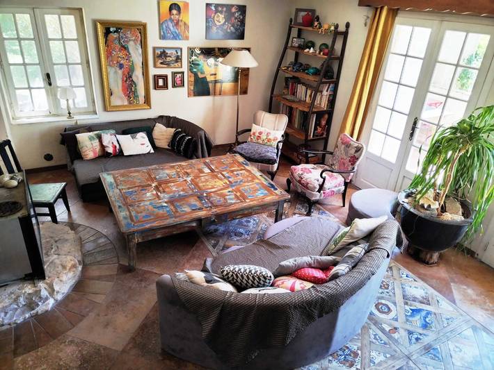 Gîte pour 13 personnes, avec terrasse ainsi que piscine et jardin dans le Vaucluse - 2