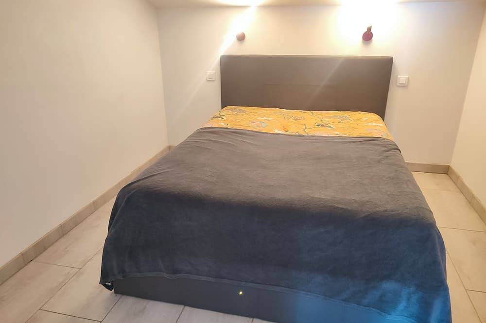 Appartement entier, Studio avec grande terrasse 9m² vue exceptionnelle, 5 min écluses de Fonséranes in Béziers, Côte d'Améthyste