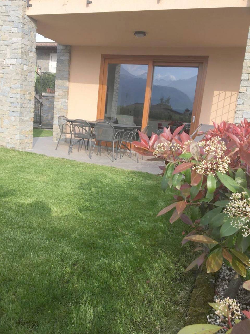 Casa Barbarossa in Colico, Orobie Alpen West