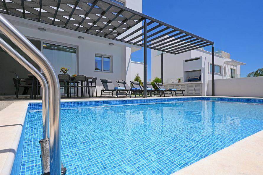 Villa für 7 Personen mit Balkon in Ayia Napa, Südzypern