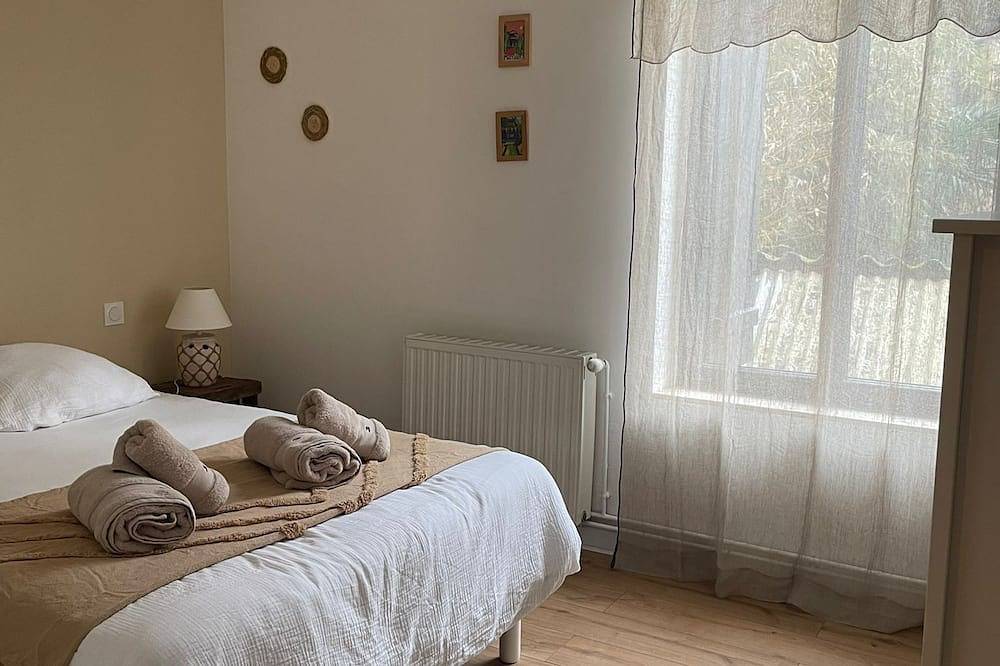 \"La Maison 4\", Moissac town center, quiet location in Moissac, Tarn y Garona