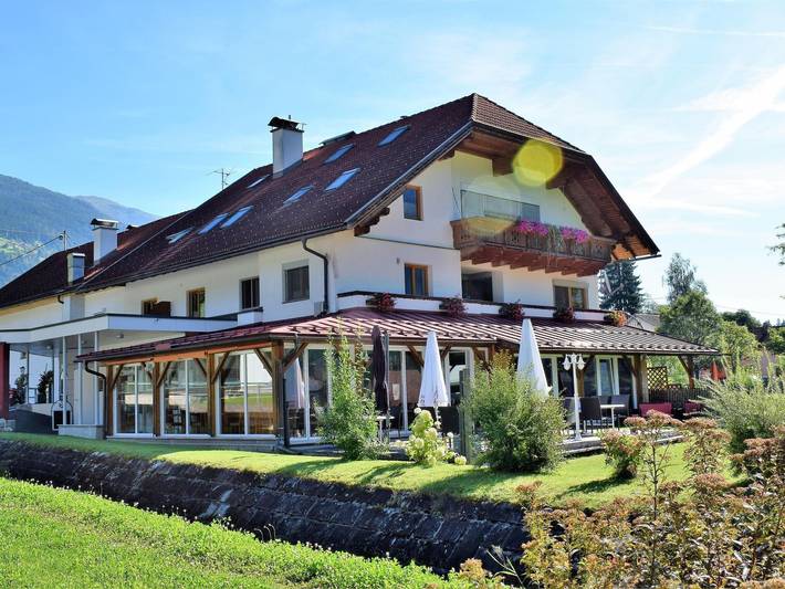 Ferienwohnung für 3 Personen, mit Balkon und Garten in Dellach im Drautal
