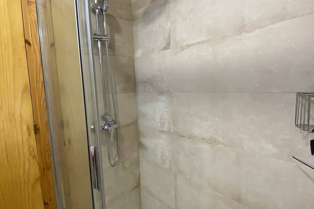 Appartement entier, Apartamento Reformado al Lado de la Playa con Piscina in Cala Blanes, Ciutadella