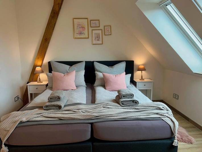 Ferienwohnung für 12 Personen, mit Ausblick und Garten sowie Sauna und Seeblick