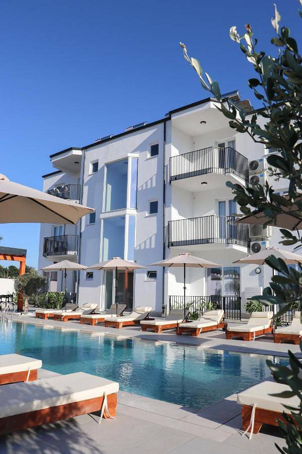 Hôtel pour 4 personnes, avec Jardin et Piscine