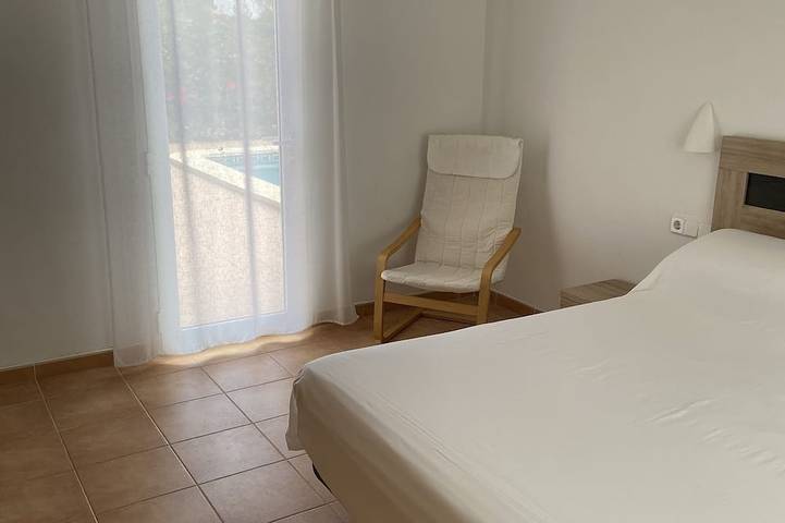 Location de vacances pour 6 personnes, avec jardin à Port d'Addaia - 2