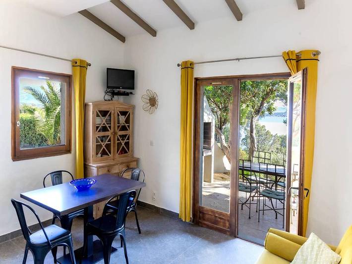 Villa pour 4 personnes, avec terrasse et piscine, animaux acceptés à Porto-Vecchio - 2