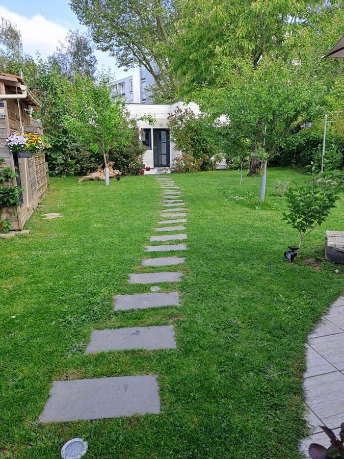 Location de vacances pour 2 personnes, avec Terrasse et Jardin à Mont-Saint-Aignan - 2