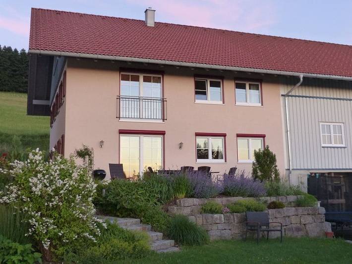 Ferienhaus für 8 Personen, mit Terrasse und Garten in Stiefenhofen - 3