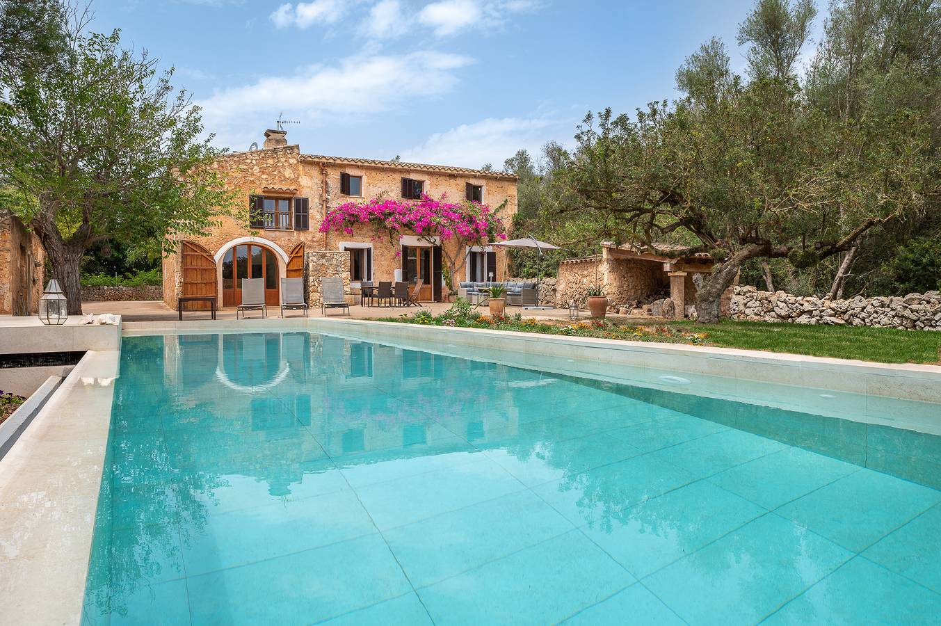 Can Veritat by Mallorca House Rent in Son Negre, Felanitx
