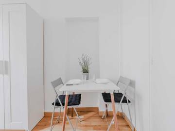 Appartement De Vacances pour 2 Personnes dans Levallois-Perret, Hauts-de-Seine, Photo 4