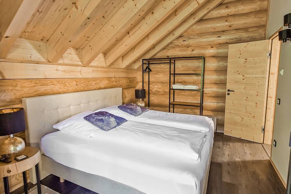 Vacation log cabin Schwarzwald 1 - Luxury chalet with sauna & whirlpool on the Feldberg in Feldberg (Schwarzwald), Feldberg