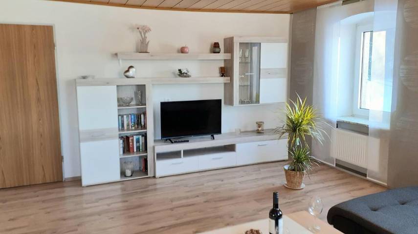Ferienwohnung für 5 Personen, mit Terrasse und Garten sowie Ausblick in Kirchenlamitz - 2